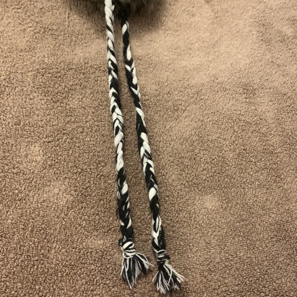 American Eagle Outfitters AE Trapper Hat Buffalo Checker Like New Black/White - Picture 5 of 5